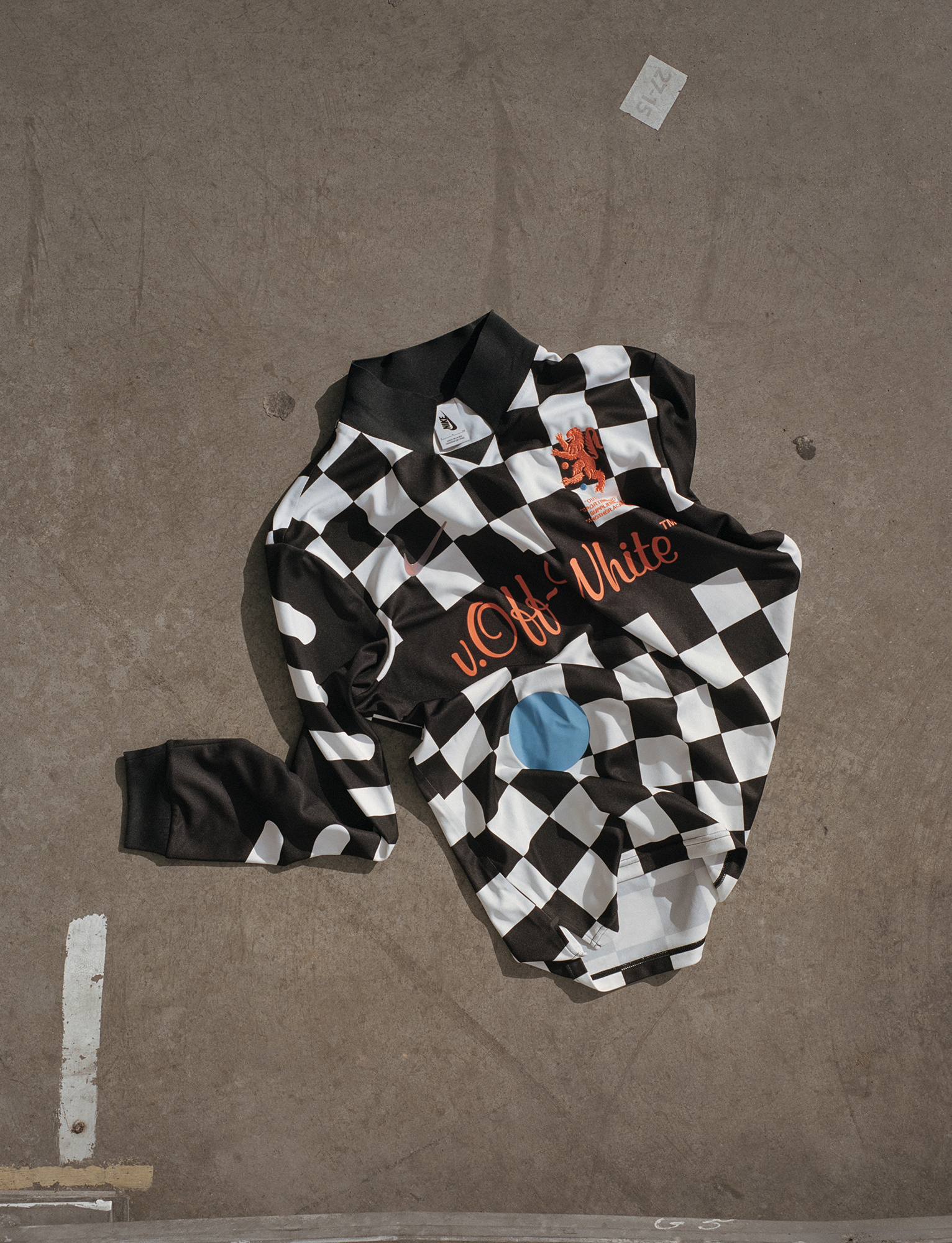 _SU18_IM_Virgil_OW_MonAmour_ Football_4