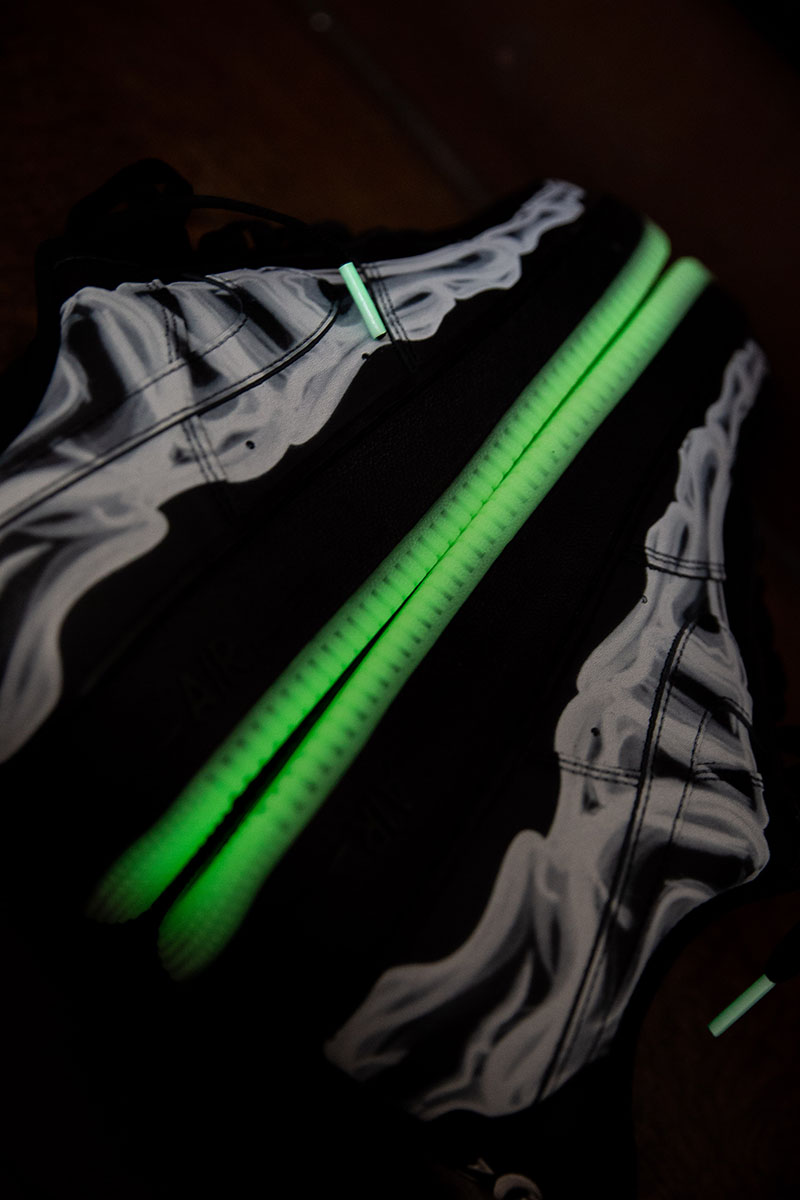 nike skeleton glow in the dark